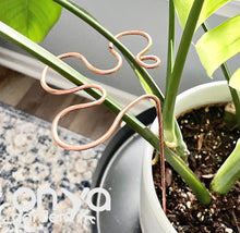 Load image into Gallery viewer, Copper Splash Plant Stick, Decorative Plant Stake, 3 Length Options