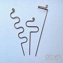 Load image into Gallery viewer, Copper Modern Plant Sticks Set of 3, Minimal Plant Stakes
