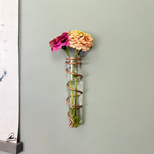 Load image into Gallery viewer, Copper Spiral Propagation Hanger, Hanging Flower Bud Vase

