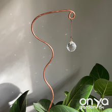 Load image into Gallery viewer, Copper Wander Suncatcher Plant Stick, Plant Suncatcher
